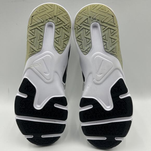 NIKE Legend Essential 2 White Black Running Shoes Men’s Size 15 CQ9356-002 - Picture 7 of 10